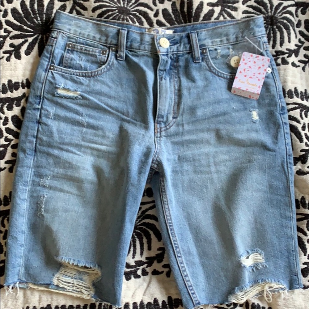 Free People Caroline shorts NWT